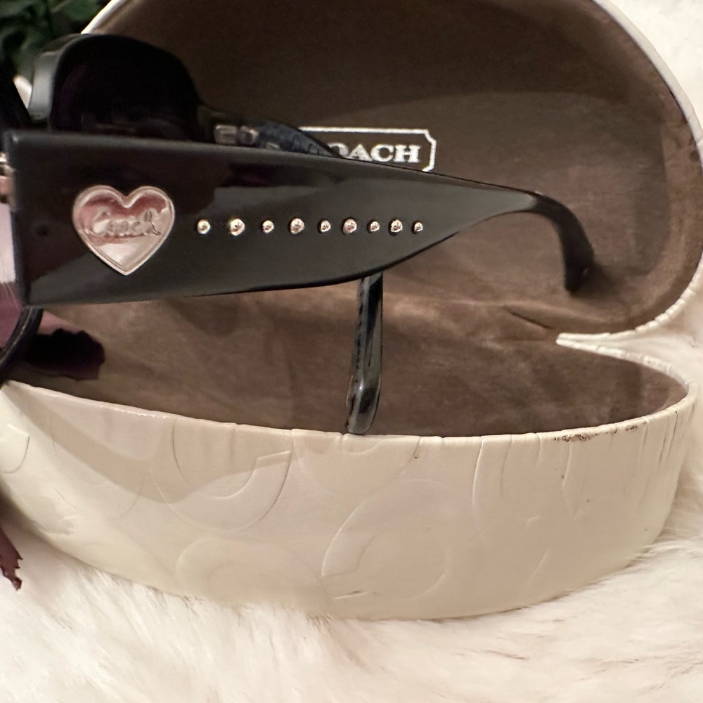 Coach Signature Scarlet Black Oversized Sunglasses PreLOVED Cond See all pics - Picture 3 of 13